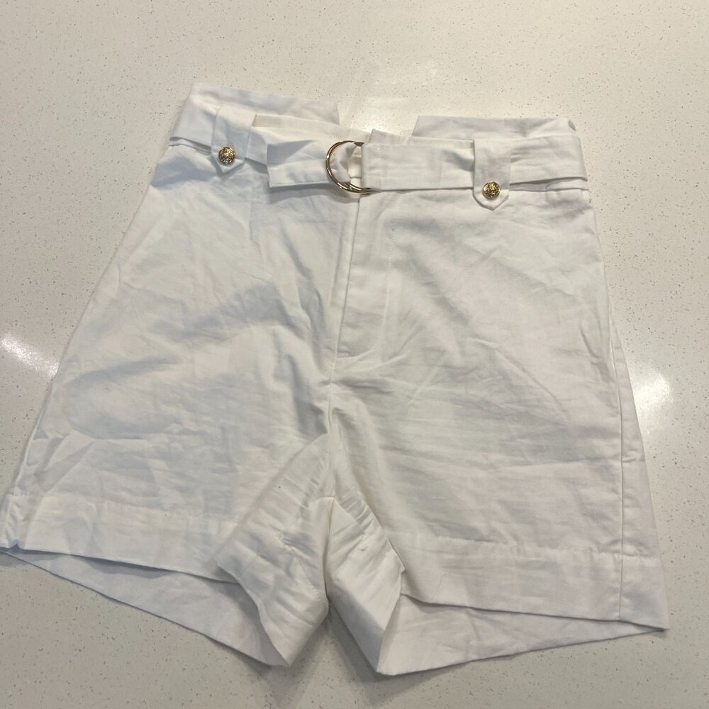 White Cotton High-Waist Shorts w/ Belt & Gold Hardware – Size S – New/Unworn